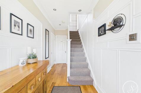 ENTRANCE HALL WAY