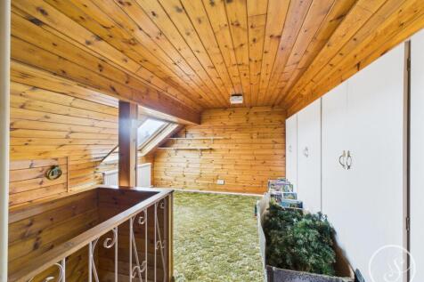 USABLE LOFT SPACE