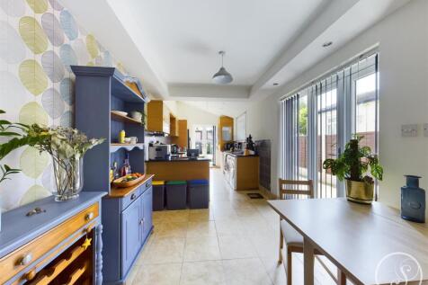 Kitchen/Diner/Family Room