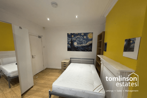 6 Bedroom End Terrace HMO