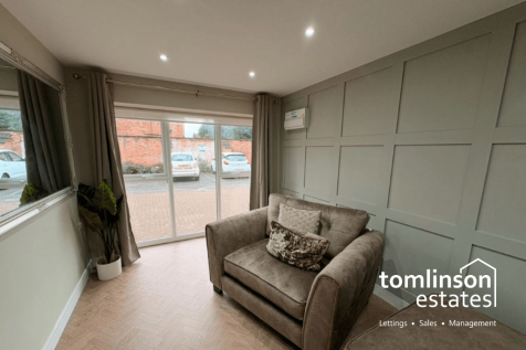 Newly Renovated Duplex Flat - HMO