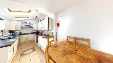 6 Bedroom Property - HMO