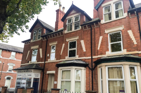 5 Bedroom terraced house - HMO