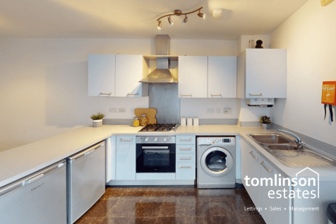 2 Bedroom Ground Floor Flat