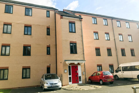 2 Bedroom ground floor flat