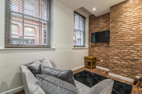 2 Bedroom ground floor flat