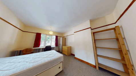 3 Bedroom semi-detached house - HMO