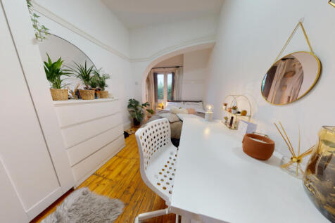 10 Bedroom detached house - HMO