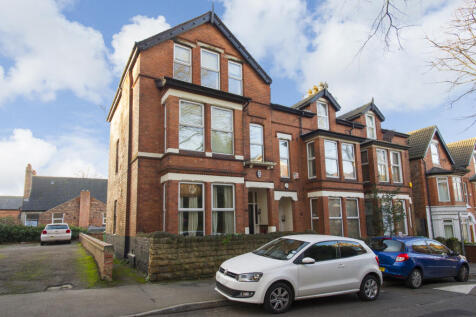 5 Bedroom end terrace house - HMO