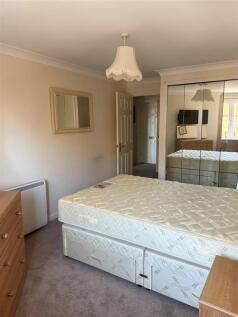 Master Bedroom.jpg