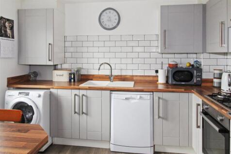 Kitchen edit.JPG