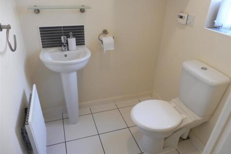 Cloakroom/wc