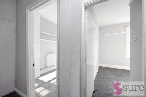 Ventnor Villas 32...
