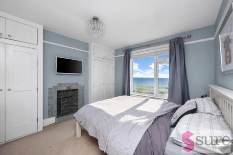 Roedean Terrace, ...