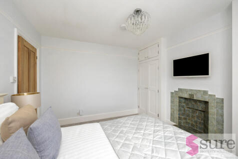 Roedean Terrace, ...
