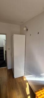room 7 wardrobe