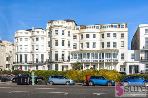 Marine Parade, 11...