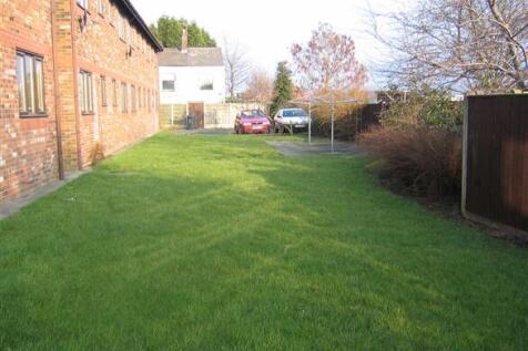 communal garden rear
