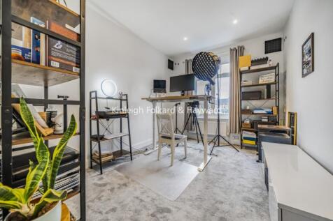 d6329b93-5d1e-4ebe-b