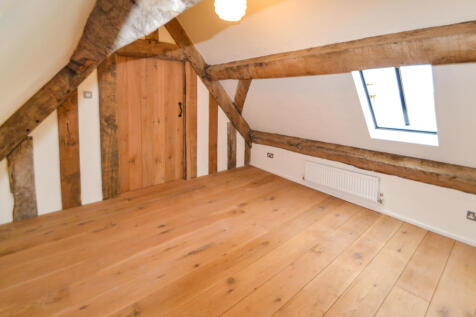 Attic Room1