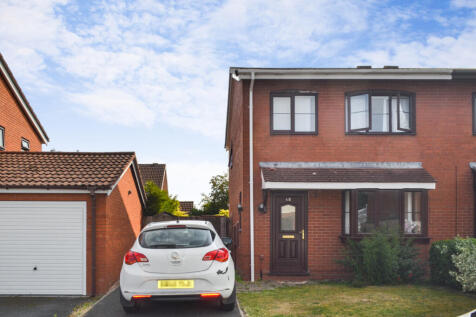 Three Bedroom Semi Detached in Shawbirch