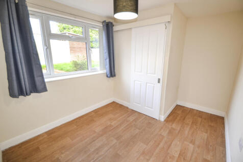 Downstairs Double Bedroom