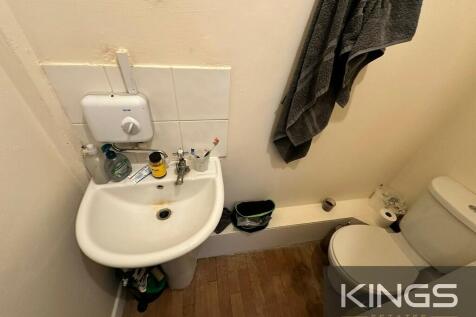 bathroom 1_0