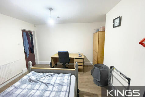 154a broadlands R...