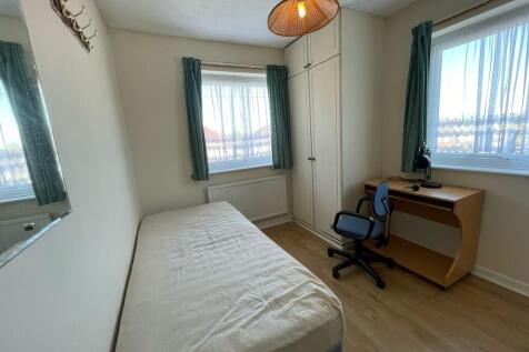 PHOTO-2025-04-02-...