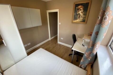 ROOM C