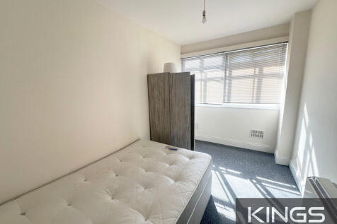 Flat 17, 19a Hano...