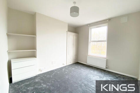Flat 3, 10 Belmon...