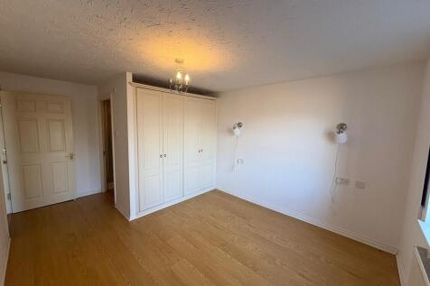 PHOTO-2025-08-23-...