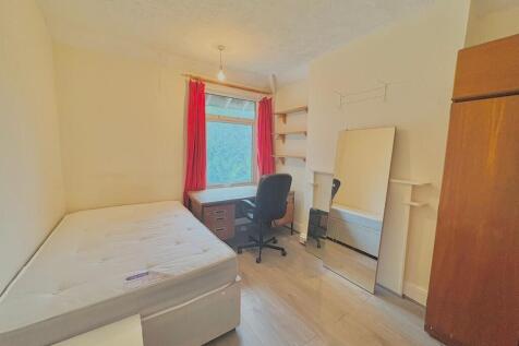 PHOTO-2025-10-29-...