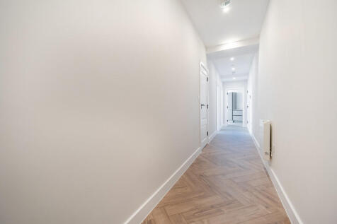 1365766-3-68e79d2...