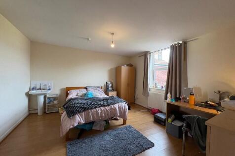 PHOTO-2025-10-30-...