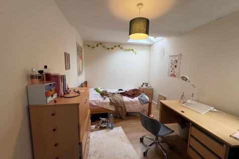 PHOTO-2025-10-30-...