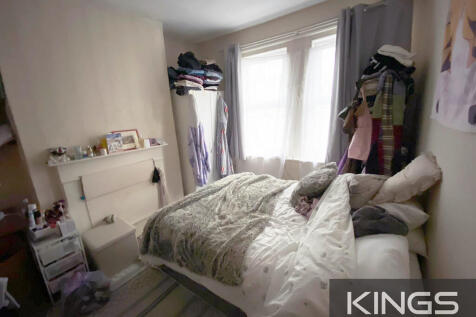 62 Avenue Road (1...