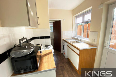 248 Portswood Rd ...