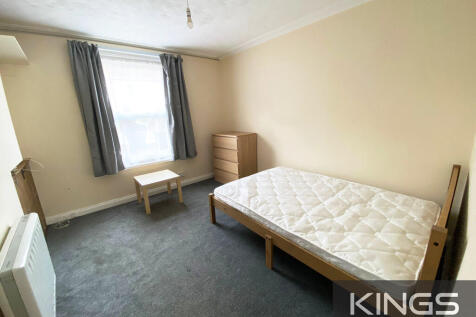 248 Portswood Rd ...