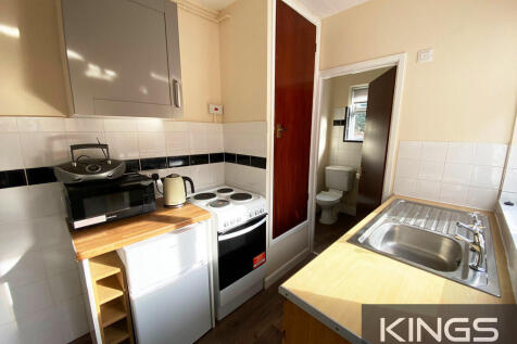 248 Portswood Rd ...