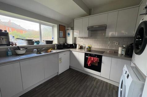 PHOTO-2025-11-05-...