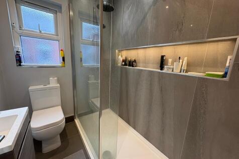 PHOTO-2025-11-05-...