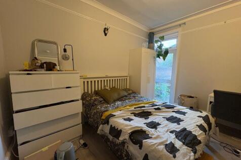 PHOTO-2025-11-05-...