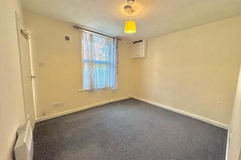 PHOTO-2025-10-09-...