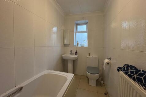 PHOTO-2025-10-29-...