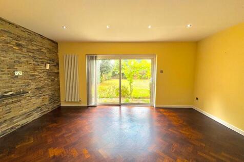 PHOTO-2025-08-07-...