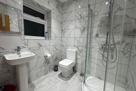 1ce143e3-fbb3-46a...