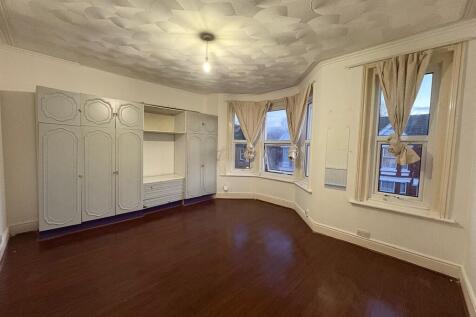 PHOTO-2025-11-27-...