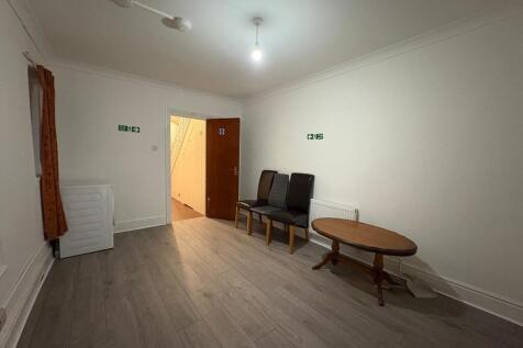 PHOTO-2025-11-27-...